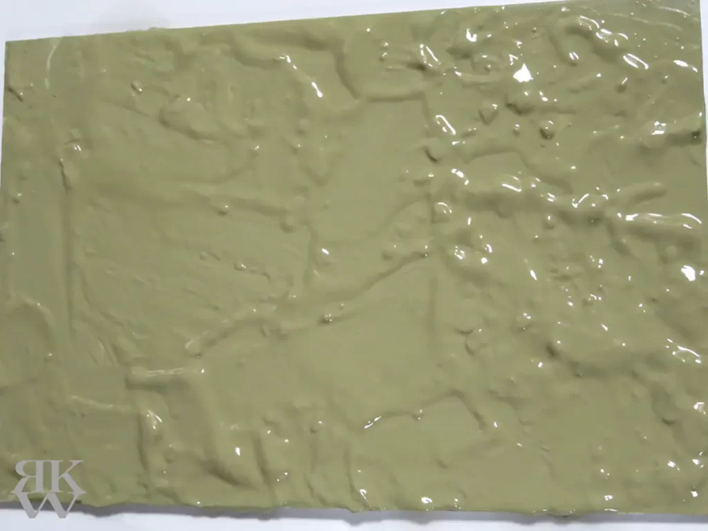 Mr.ウェザリングペースト マッドイエローを塗ったところ 乾く前