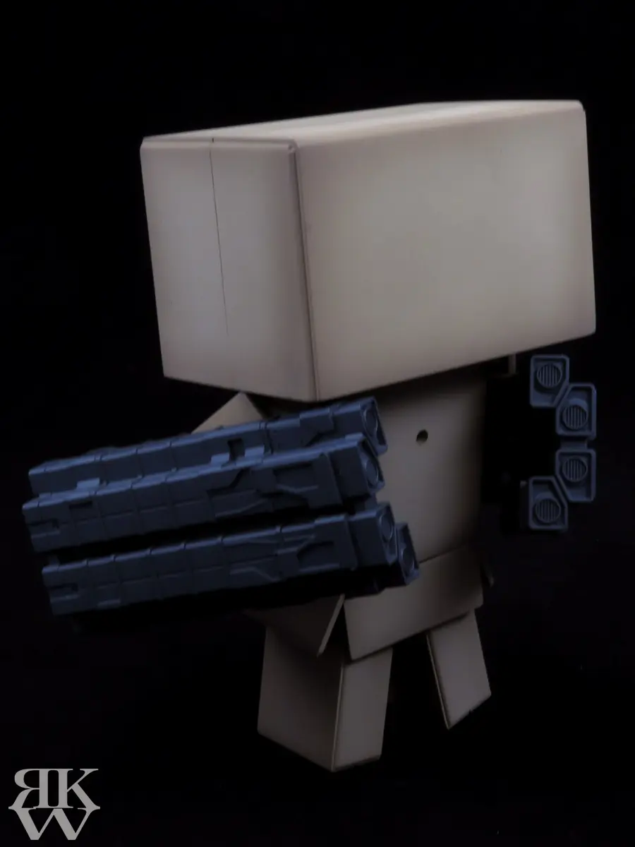 コトブキヤ よつばと! ダンボー プラモデル 赤色LED電飾 ギャラリー3