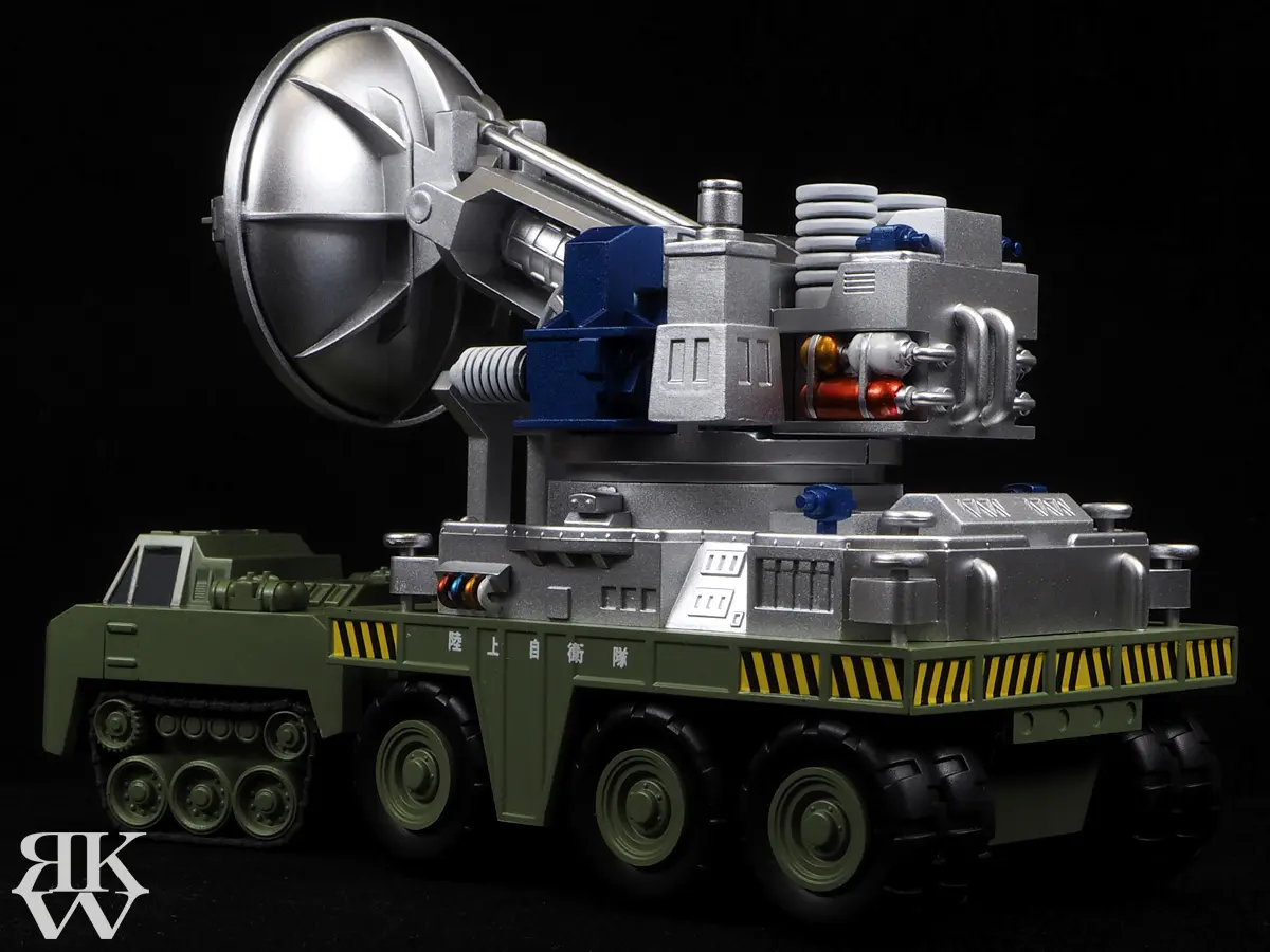 フジミ模型 チビマルゴジラシリーズ 66式 メーサー殺獣光線車 斜め後ろ