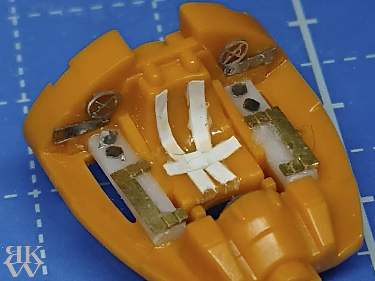 バンダイ EXモデル 1/144 ガルマ ドップ コクピット改造2 シートベルトなど