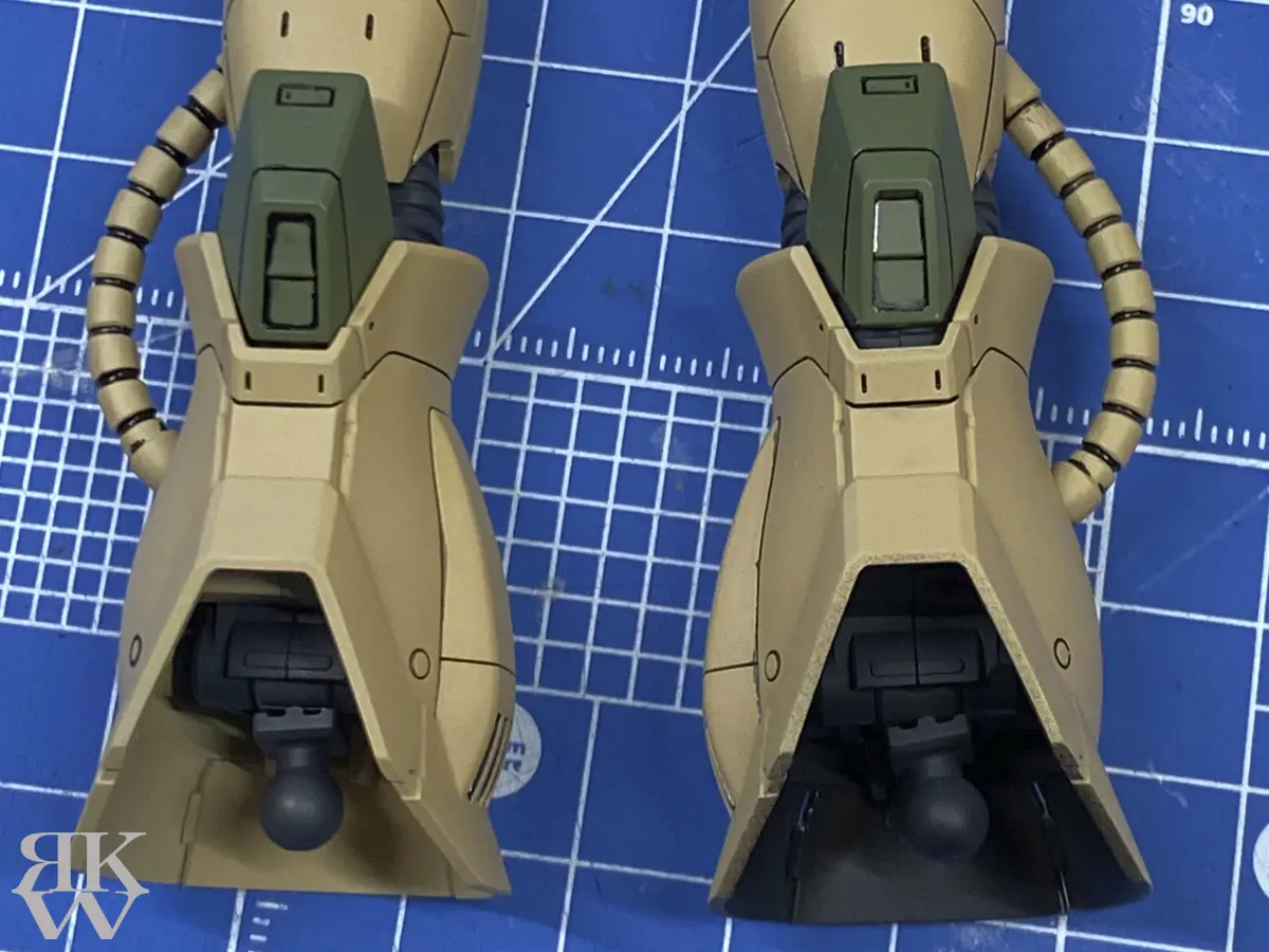 HG ザク・デザートタイプ 装甲裏の塗装