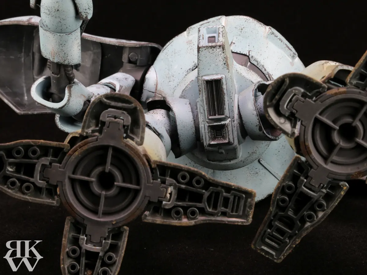 バンダイ HGUC 1/144 MSM-03C ハイゴッグ 下から