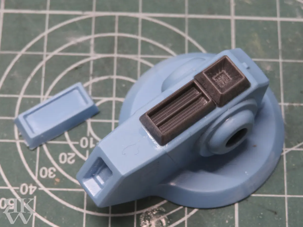 バンダイ HGUC 1/144 MSM-03C ハイゴッグ ボディ バーニア追加