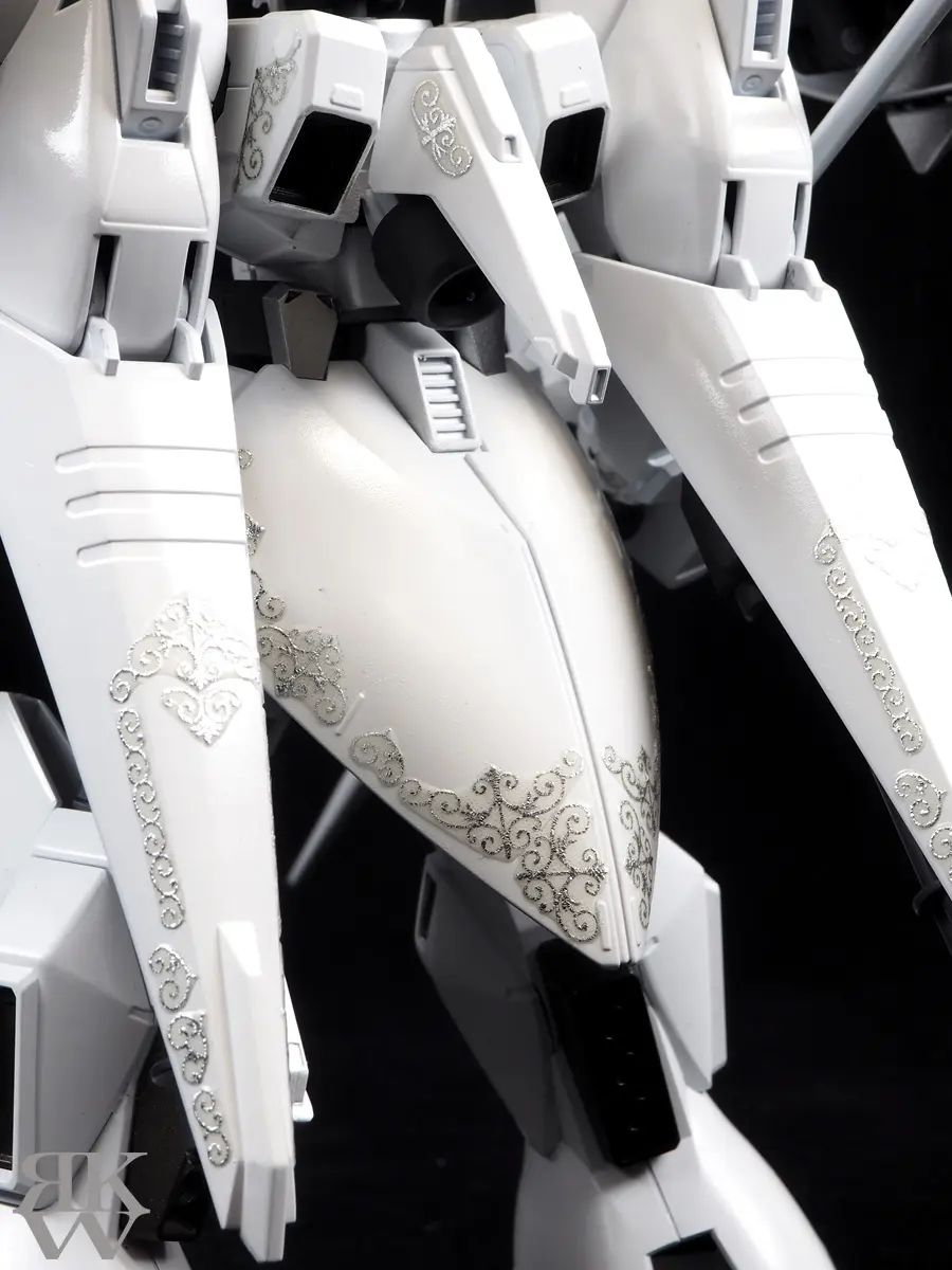 バンダイ HGBF 1/144 R・ギャギャ-白銀 式典風 スカートアップ