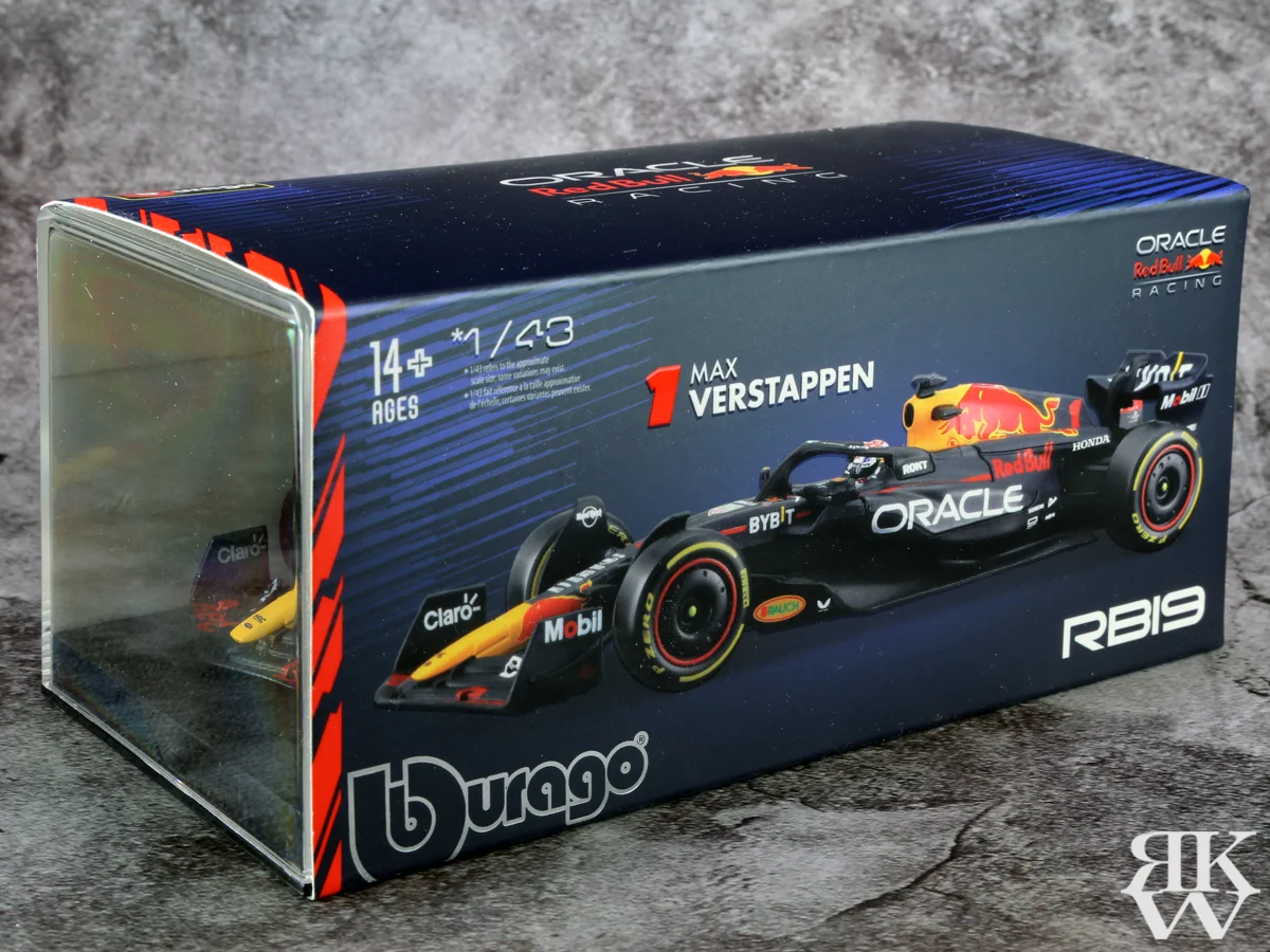 Bburago(ブラーゴ) 1/43 オラクル レッドブル レーシング RB19 2023 No.1 M.フェルスタッペン スリーブ